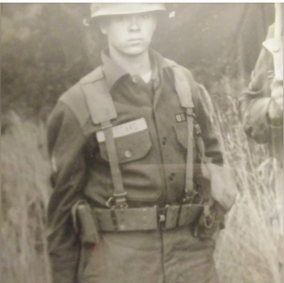 Meet your Posher, Ida - Picture 1 of 16